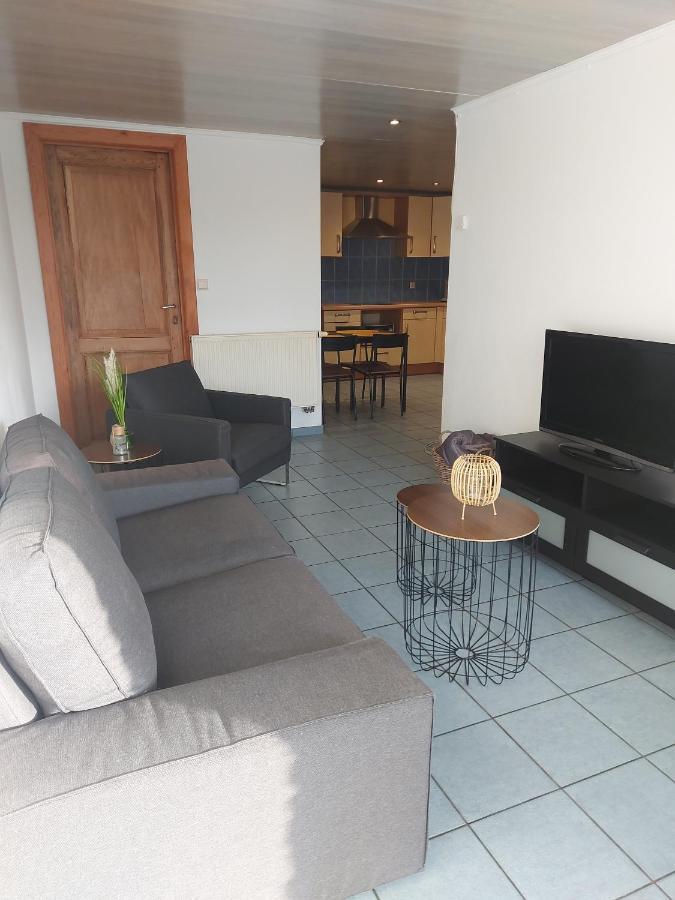 Appartement Rdc Plein Centre Avec Terrasse Visé エクステリア 写真